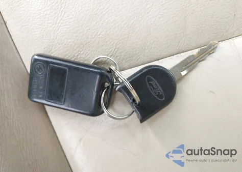 2006 Ford Explorer Eddie Bauer из США, поврежденный, VIN 1FMEU74866UA16171